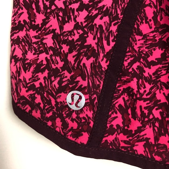 LULULEMON- Tracker Short III Bon Bon Bordeaux - Picture 11 of 13